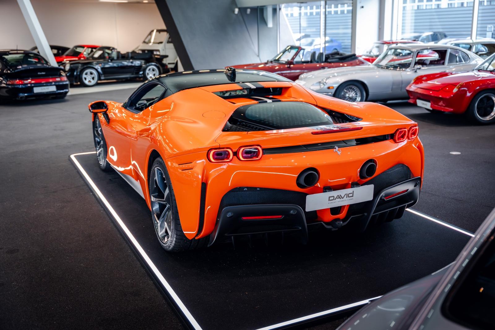 Ferrari SF90 Stradale*Lift*JBL*Carbon*Passenger-Display*