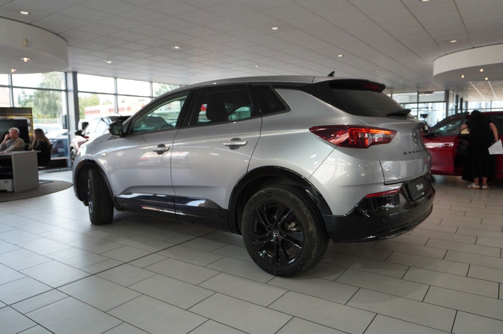 Fahrzeugabbildung Opel Grandland (X) 1.2T GS SPORT NAVI/LED/VIRT./DAB+