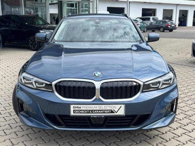 BMW 318 i Touring 17'' ACC Widescreen ParkAss Alarm foto 3