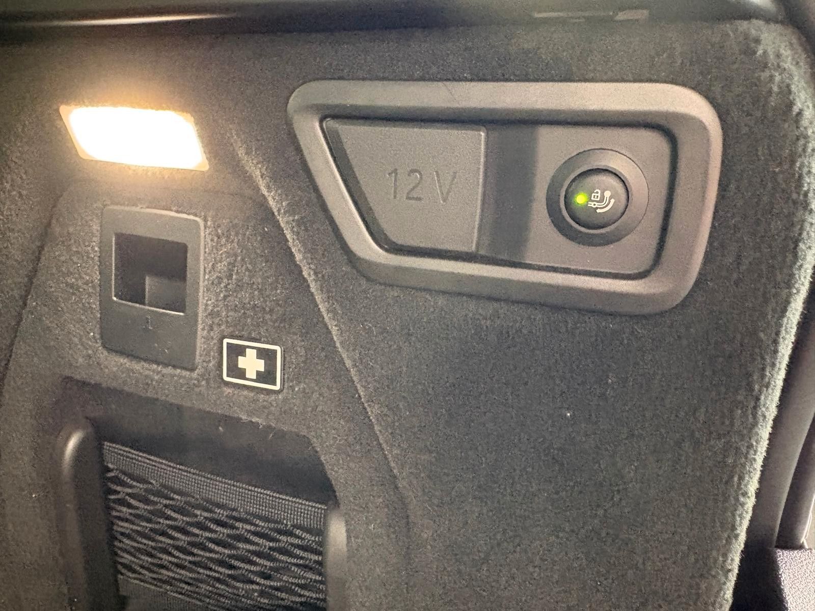 Fahrzeugabbildung BMW X7 xDrive 40 i M Sport/Voll/Skylounge, gestik
