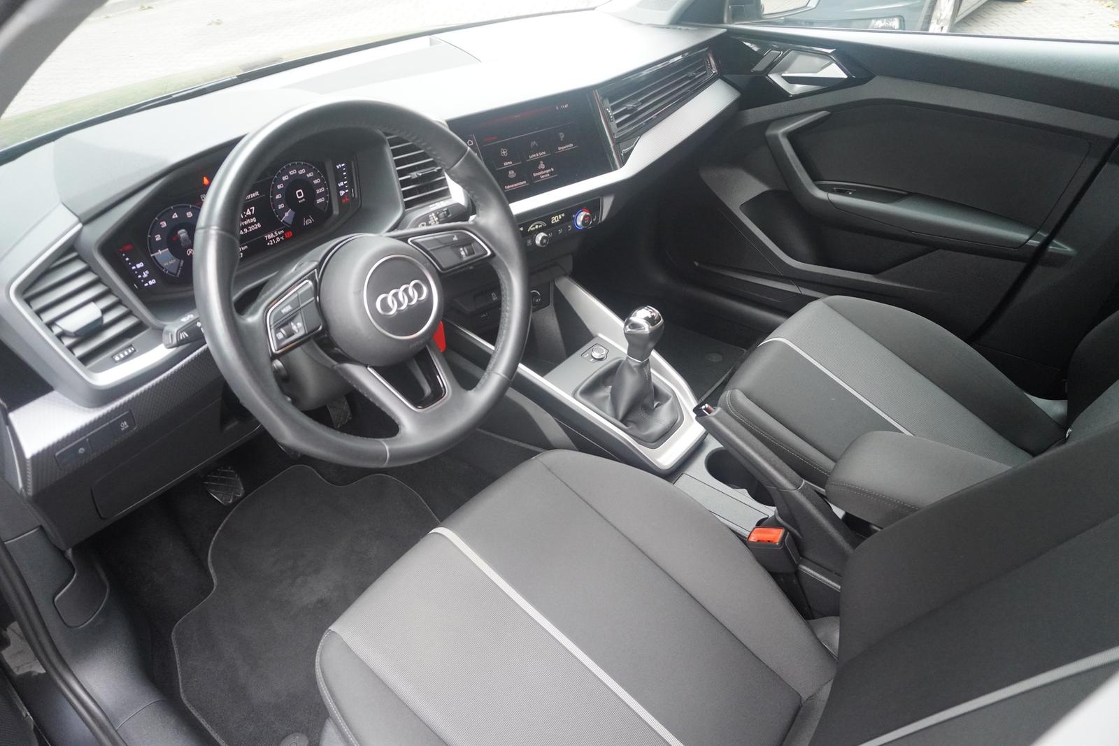 Audi A1 Sportback 25 1.0 TFSI basis App-Connect