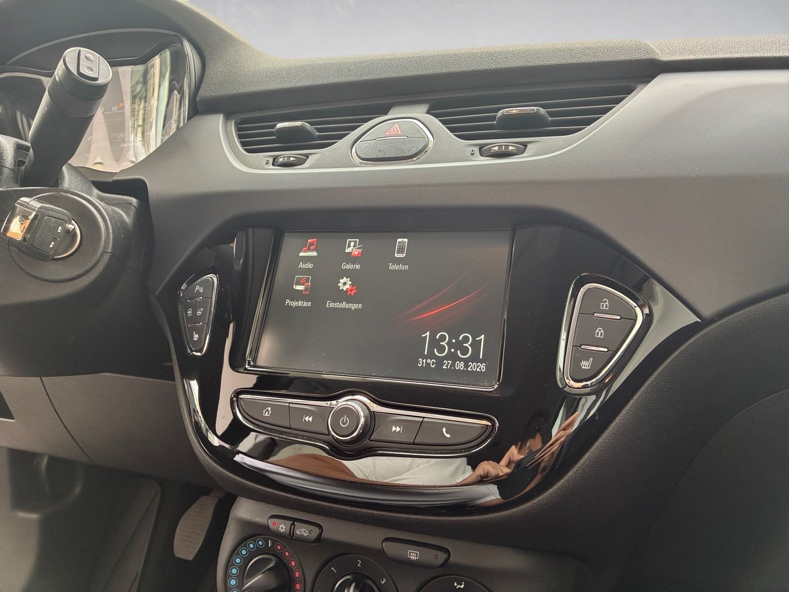 Fahrzeugabbildung Opel Corsa E 1.4 Edition PDC,SHZ,Winterp.