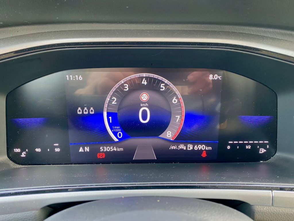 Fahrzeugabbildung Volkswagen T-Roc 1.0 AAC KLIMAAUT SHZ NAVI CARPLAY GJR