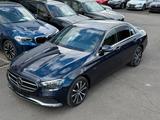 Mercedes-Benz E 300 de*AVANTG.*BEAM*MBUX High-End*NP.76t€€*WOW - blaue Mercedes-Benz E 300