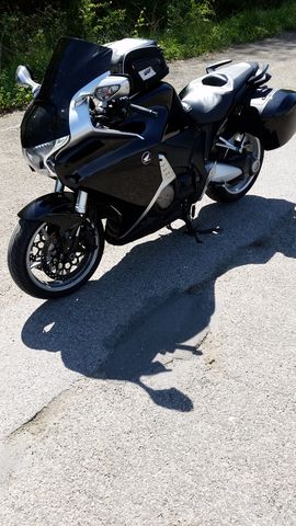 Honda VFR 1200 F DCT