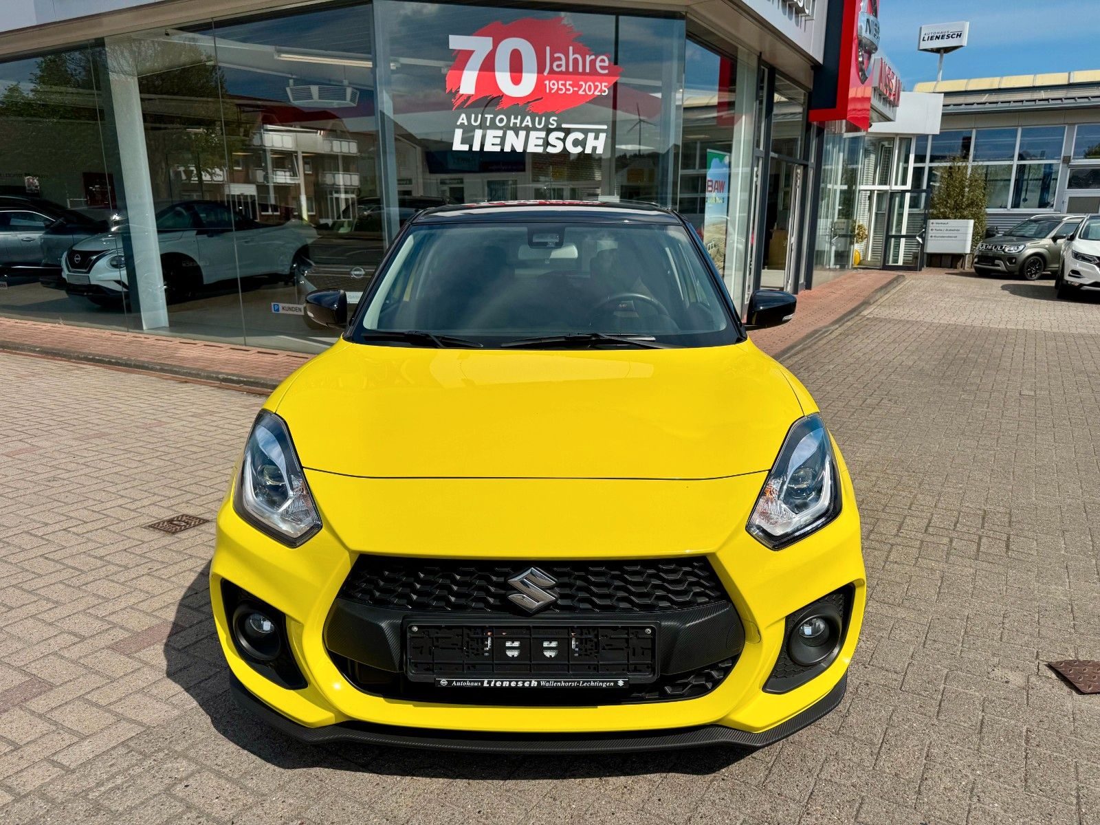 Fahrzeugabbildung Suzuki Swift Sport 1.4 Hybrid Turbo Black-Line