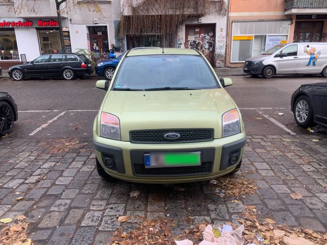 Ford FORD FUSION 1,4 UNFALLFREI AUS 2 HAND,SCHE...