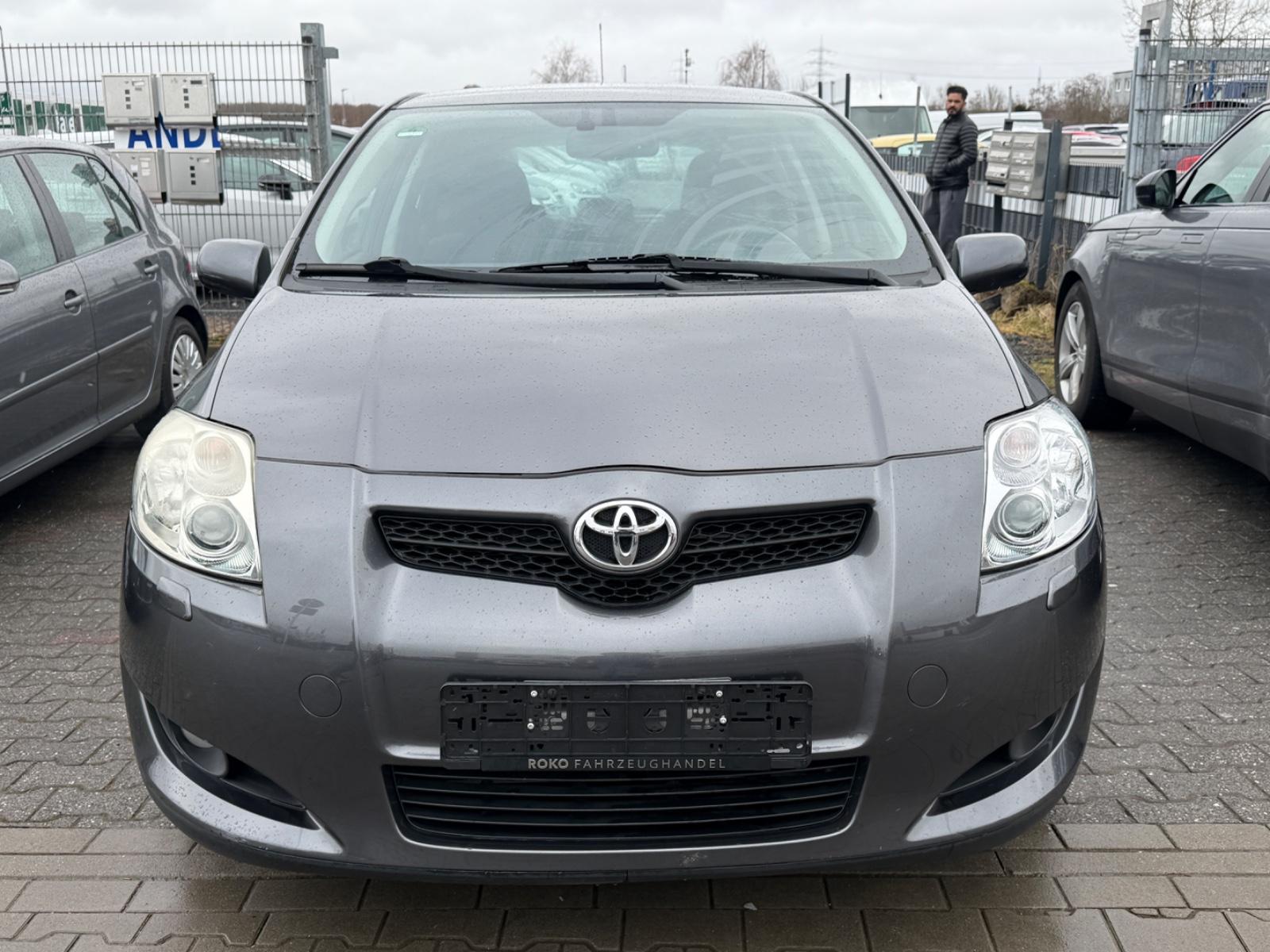 Toyota Auris Executive TÜV NEU