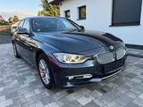 BMW 320 i Automatik Xenon Navi Teilleder - BMW 320: Limousine, 320i