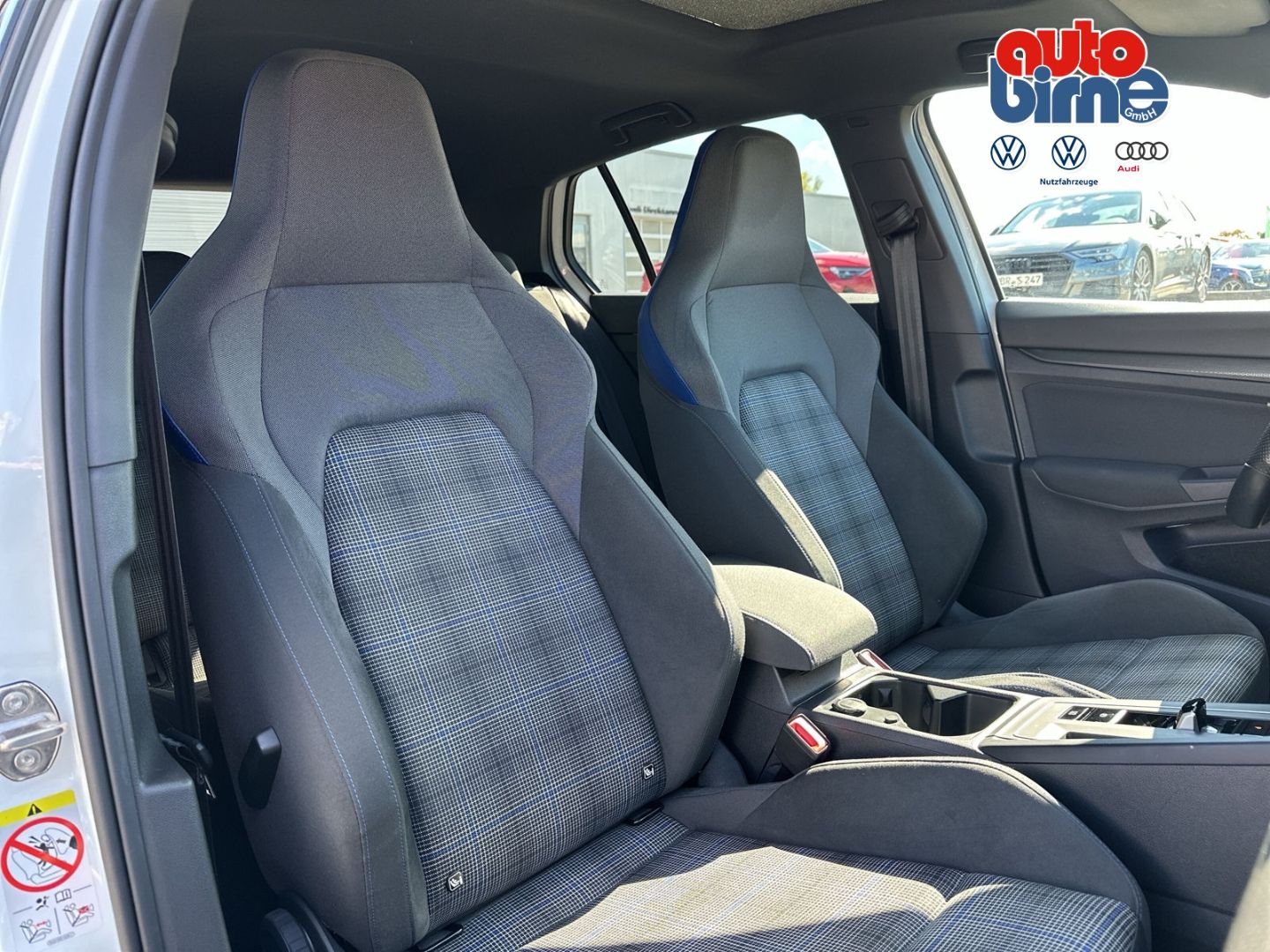 Golf VIII GTE eHybrid HUD StandHZG AHK Panodach