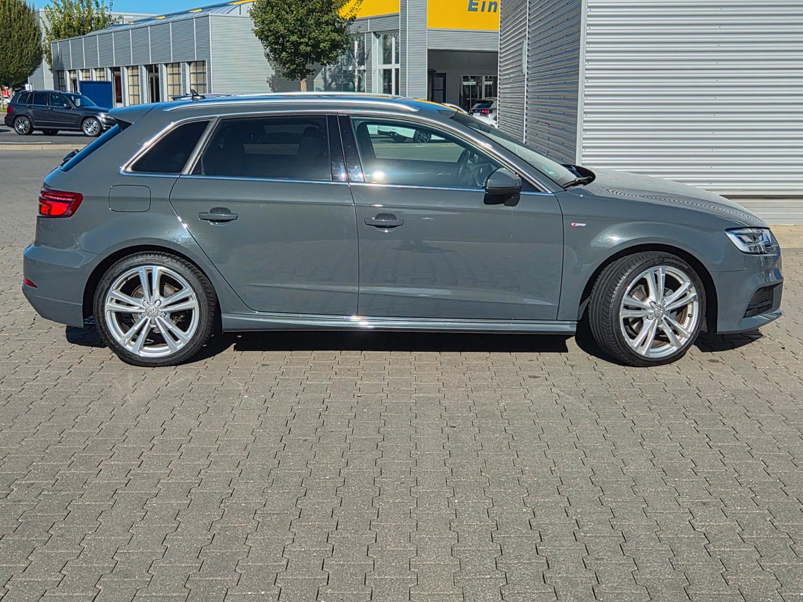 Audi A3 35 TFSI S tronic S line Sportback S line, миниатюра 3