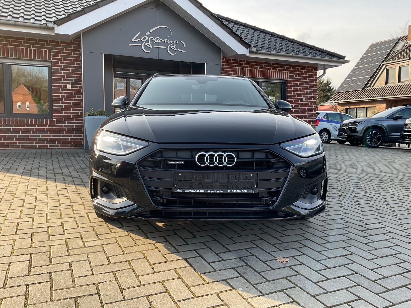 Fahrzeugabbildung Audi A4 Avant 40 TDI S tr. quattro,Kamera,Leder,ACC
