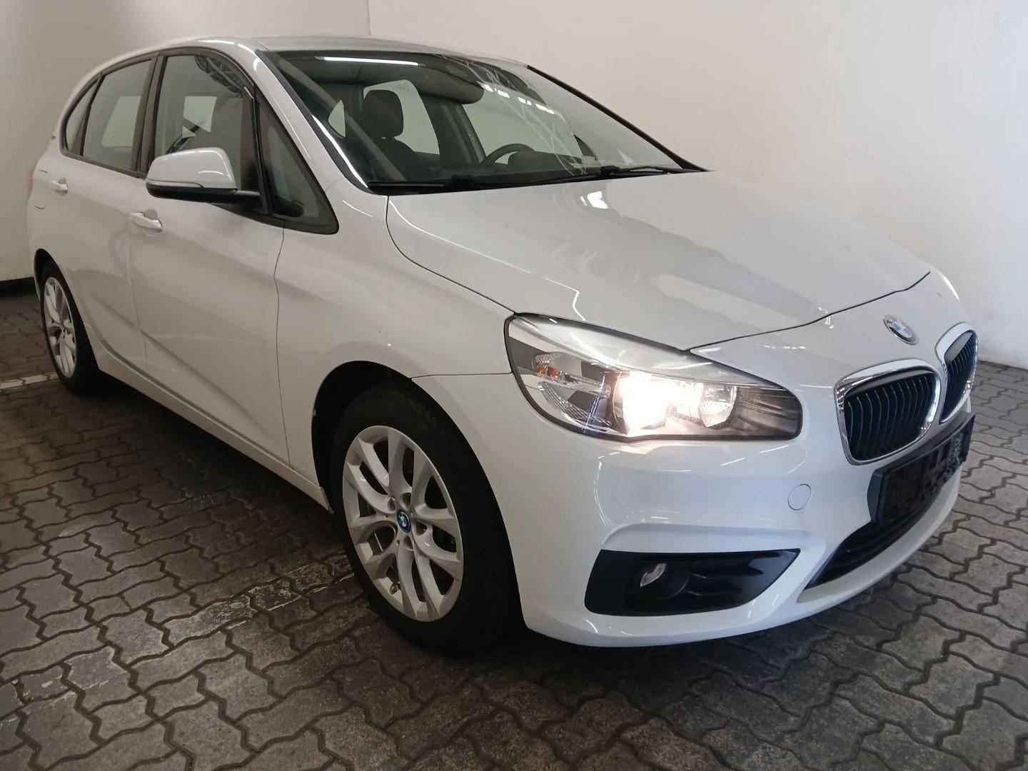 BMW 225xe ACTIVE TOUR AUT Advantage*NAVI*AHK*ALU*PDC