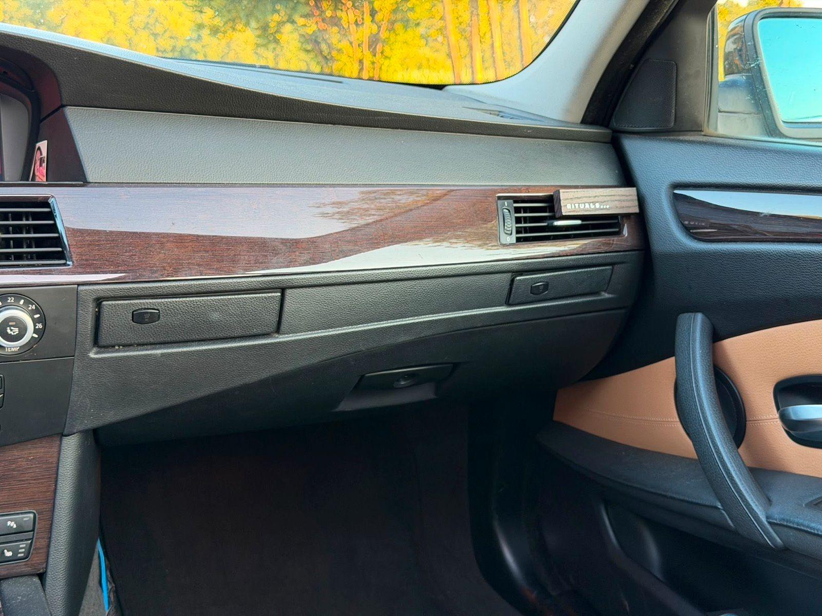 BMW 525 2008 — photo 15