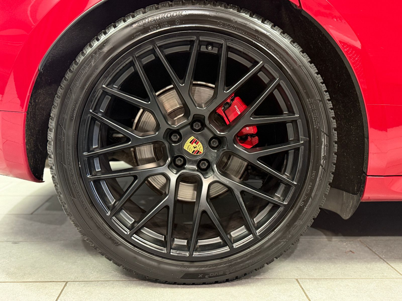 Fahrzeugabbildung Porsche Porsche Macan GTS |BOSE|360°|SITZBELÜFTUNG