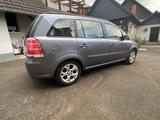 Opel Zafira B, 7-Sitzer, 150PS - Opel Zafira: 150