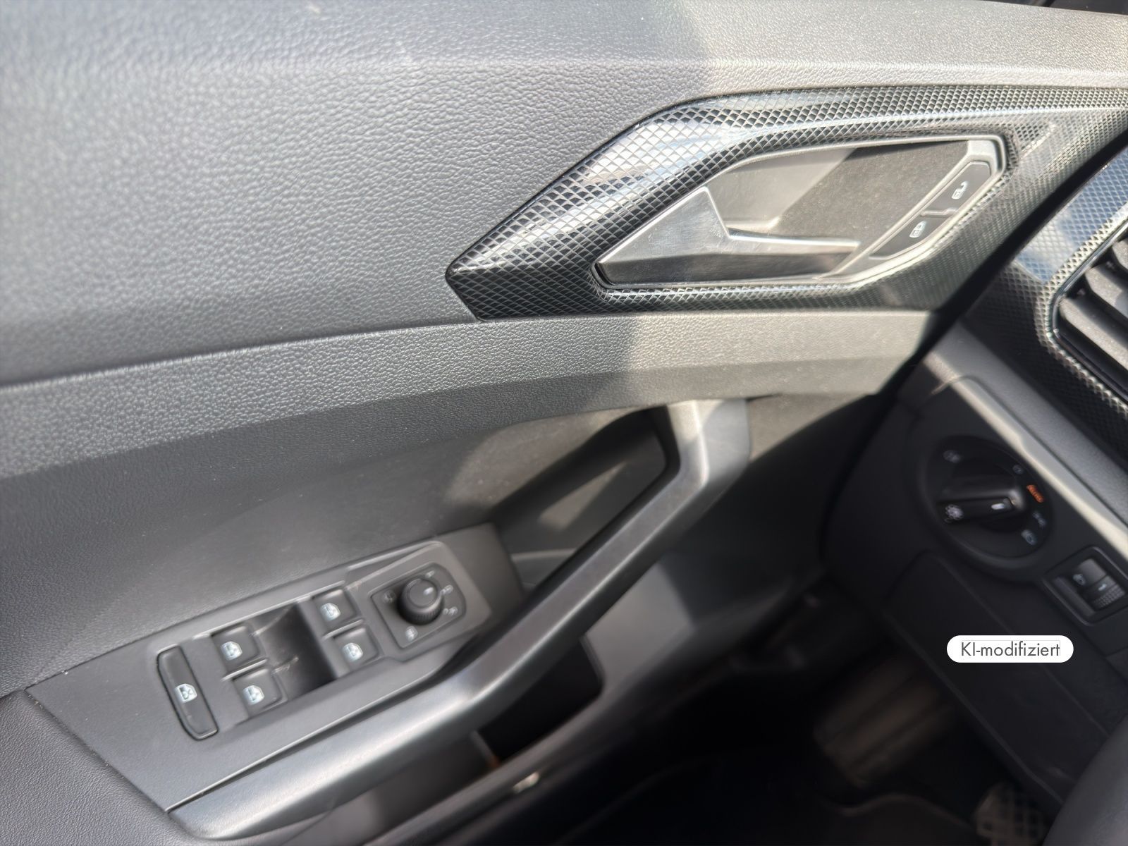 Volkswagen T-Cross - Bild 11