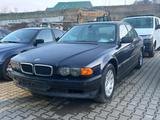 BMW E38, 735i ( 235 PS ) V8 - BMW 735 aus 1998