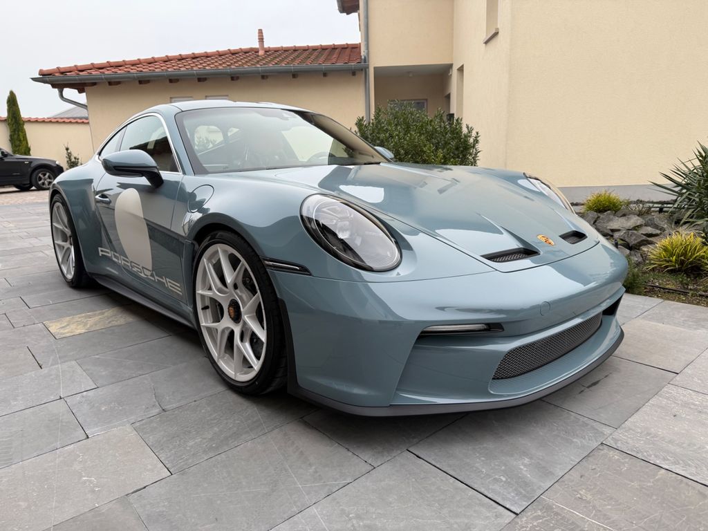 Porsche 911 S/T Lift Carbon Roll Cage Matrix LED