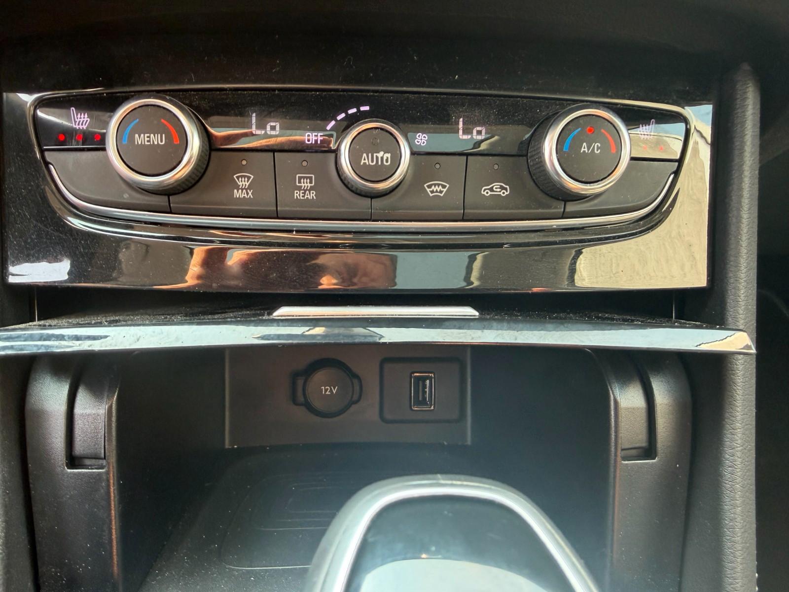 Opel Grandland (X)*Auto*Navi*RFK*Pano*AHK*LED*TÜV*Gar