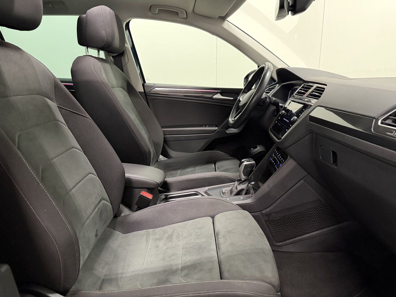 Volkswagen Tiguan Facelift 2.0 TDI Autom. - Pano - Topstaat imagem 2