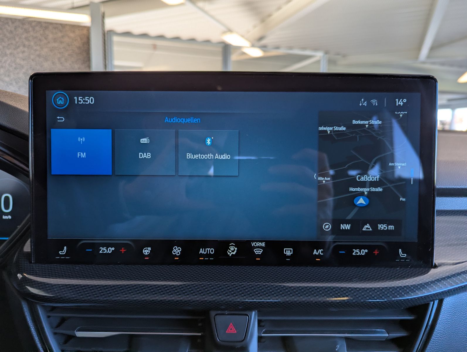 Fahrzeugabbildung Ford Focus 1.0 ST-Line X Styling Matrix B&O Pano 18"