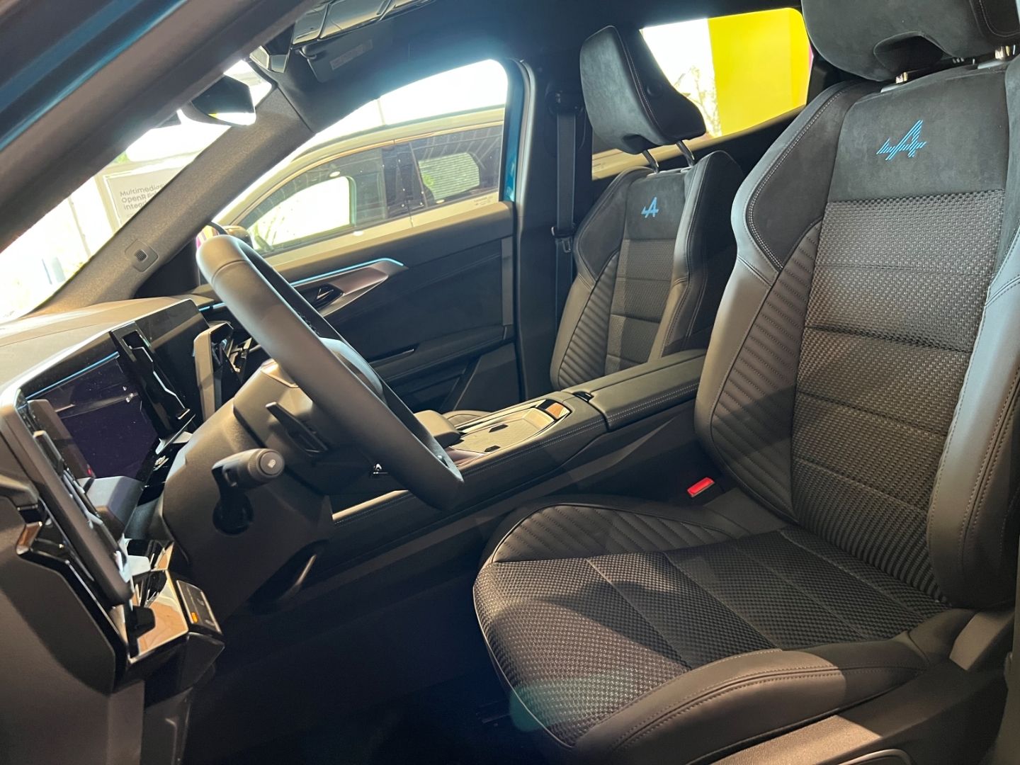 Fahrzeugabbildung Renault Austral Esprit Alpine HUD Navi Digitales Cockpit