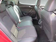 SEAT Leon 1.5 eTSI FR DSG Infotain Fahrass Rfk Pano SEAT Leon 1.5 eTSI FR DSG Infotain Fahrass Rfk Pano