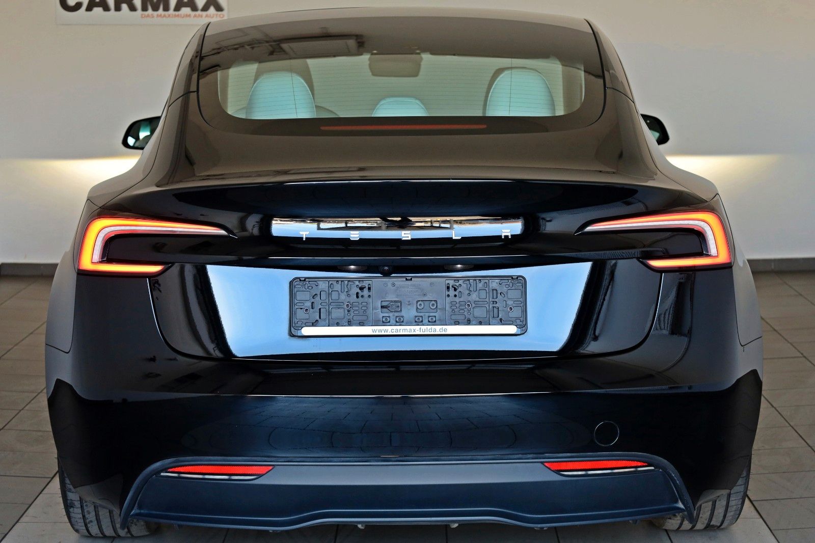 Fahrzeugabbildung Tesla Model 3 ,Leder,Navi,LED,4xSH,Panorama,Autopilot