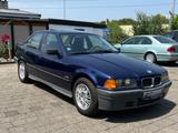 BMW 316i *TÜV*S-DACH*8-fach bereift* - BMW 316 aus 1994: 316i