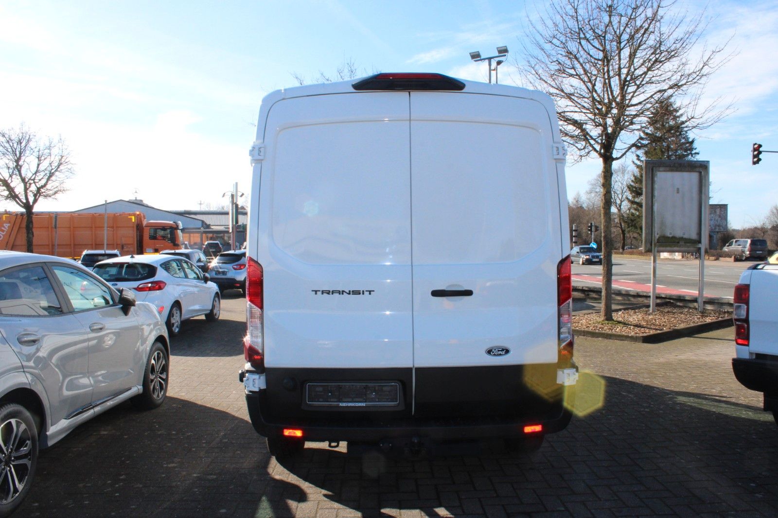 Fahrzeugabbildung Ford Transit L3 H2 TREND AHK NAVI 360° ACC WinterPak