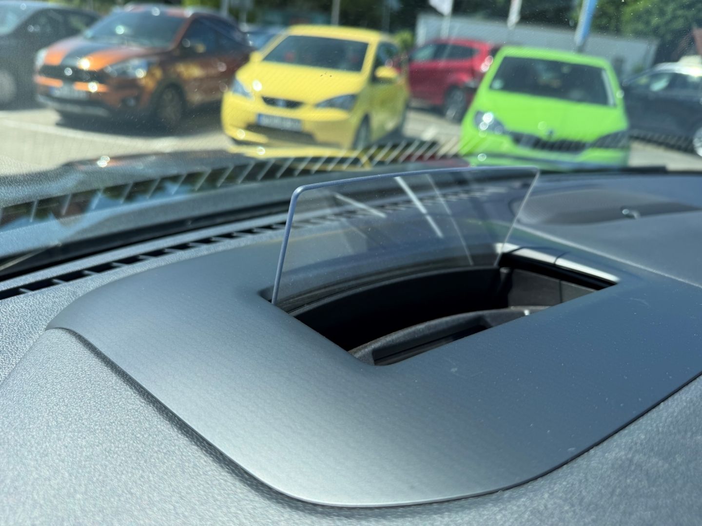 Fahrzeugabbildung Ford Kuga ST-Line X ACC LED Pano RFK Navi B&O AHK TWA