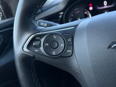 Fahrzeugabbildung Opel Insignia B GS Dynamic LED Navi Head-up Kamera