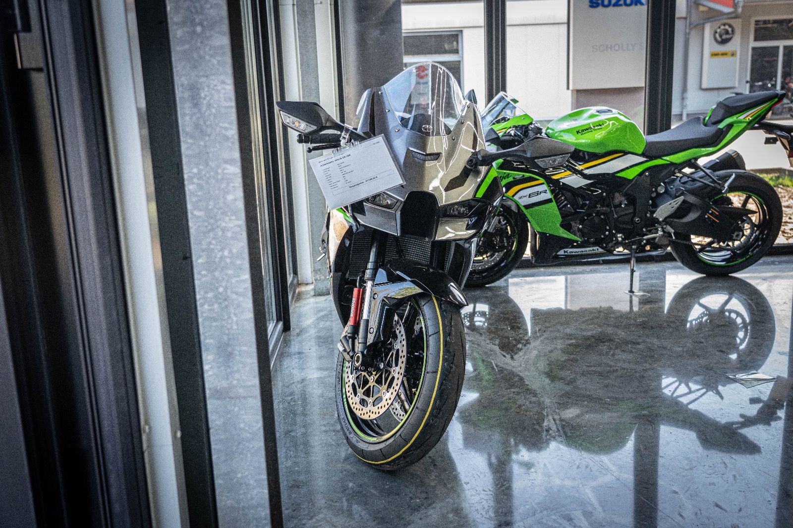 Fahrzeugabbildung Kawasaki Ninja ZX 10 R