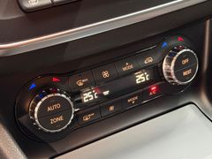 MERCEDES-BENZ CLA 220 d AMG*KAMERA*LED*LEDER*NIGHT*TEMP*NAV