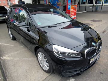 BMW 218 Gran Tourer - 12