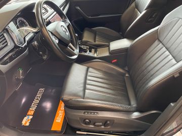 Skoda Superb Combi L&K *PANO*ACC*AHK*LEDER*NAVI*BI-XEN