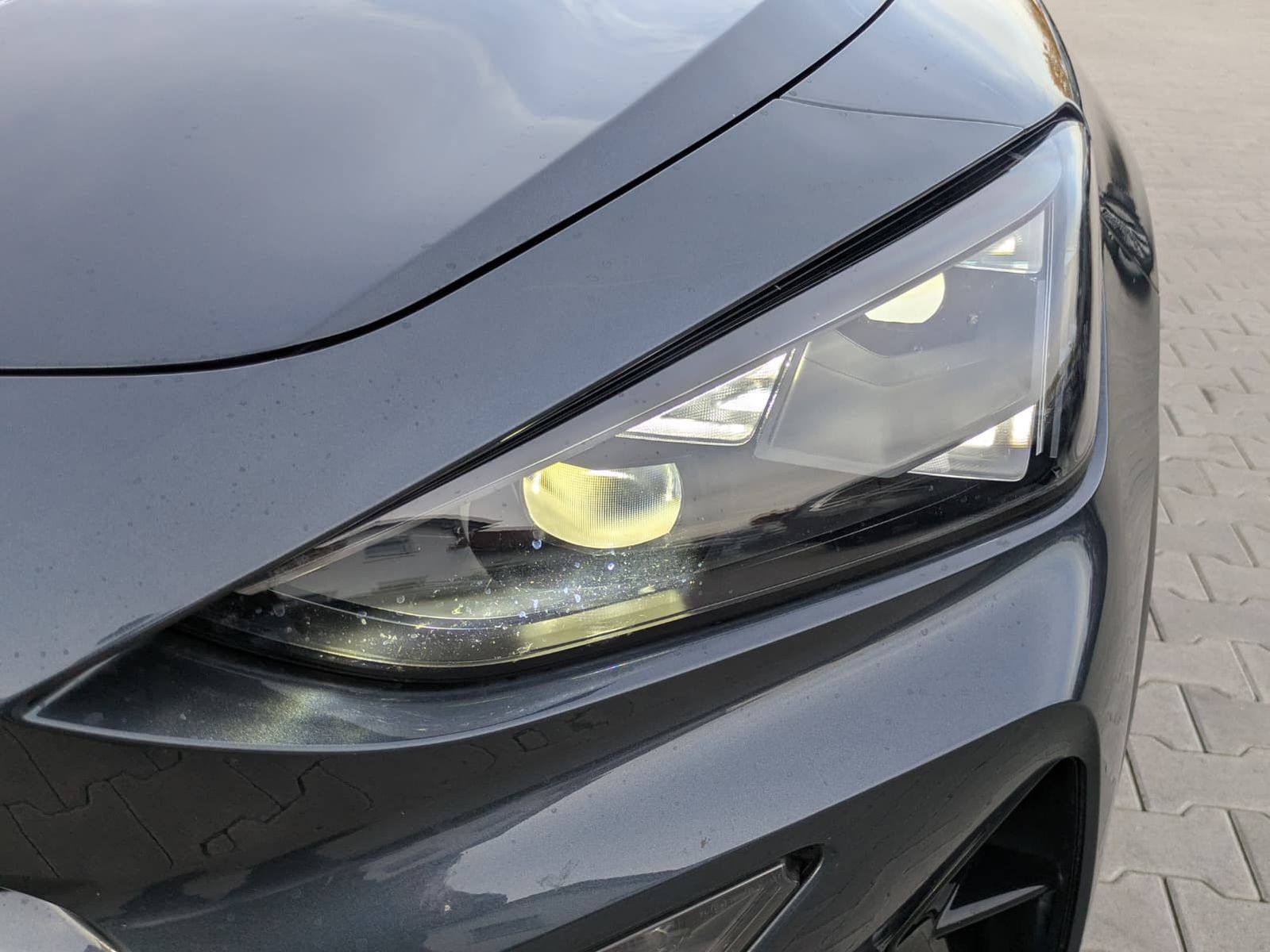 Fahrzeugabbildung CUPRA Formentor 2.0 TDI PANO*MATRIX*SENNH.*DINAM*360