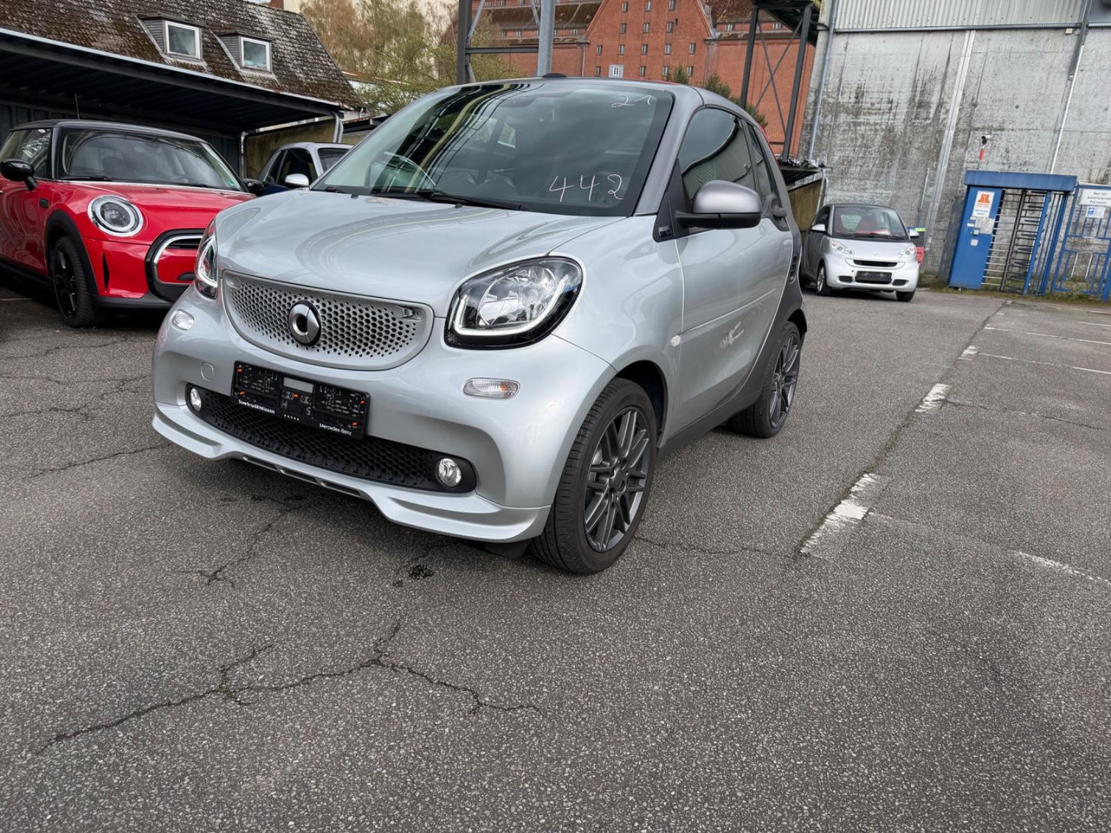 Smart ForTwo fortwo cabrio Brabus Style 66 kW