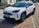 Toyota Verkaufe unseren Toyota Yaris Cross Hybrid - Toyota Yaris Cross von privat