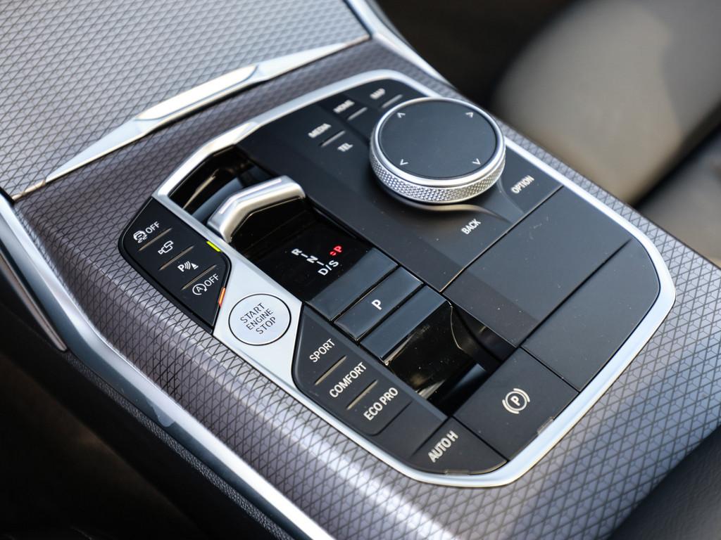 BMW M340i Touring xDrive M-Sport Pro PANO HUD 360°