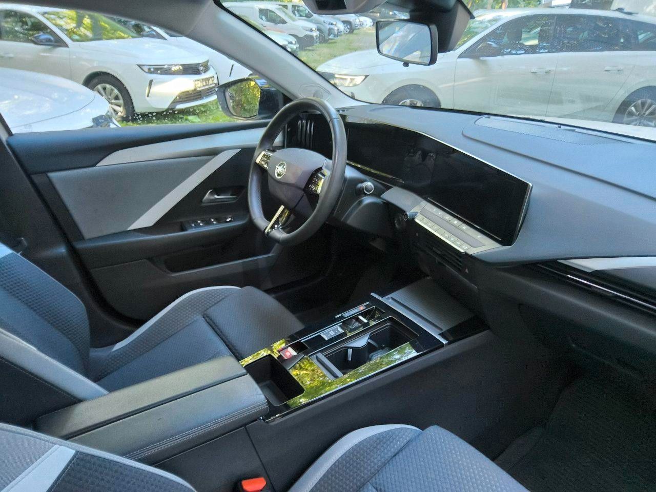 Fahrzeugabbildung Opel Astra L ST 1.5D BUSINESS NAVI/LED/KAMERA/SPORT