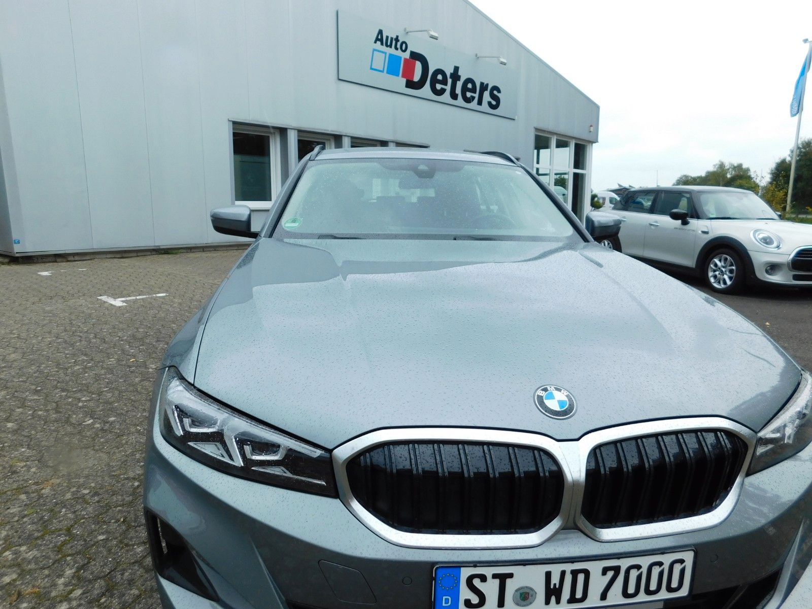 BMW 318d Touring+Navigation+PDC+Automatik+DAB+ foto 12
