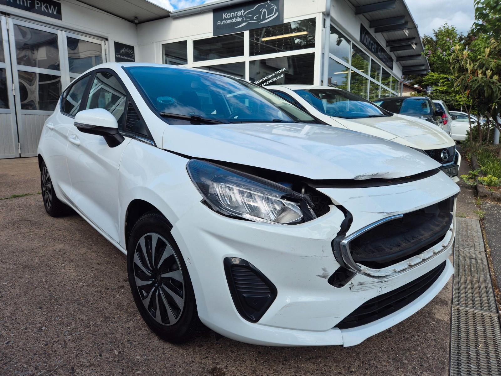 Ford Fiesta Titanium Kamera~Led~Navi~Parkasist