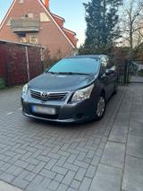 Toyota Avensis - Toyota Avensis