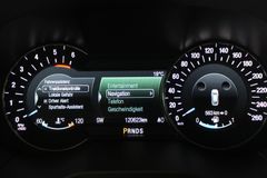 Fahrzeugabbildung Ford S-Max 140kW Titanium Automatik LEDER NAVI Winter