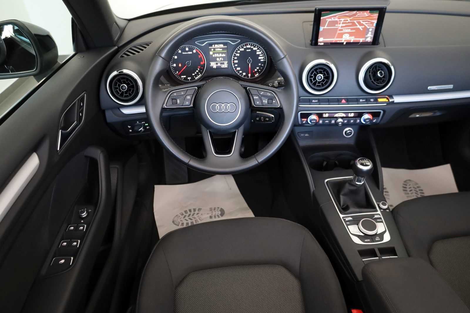 Fahrzeugabbildung Audi A3 Cabriolet Navi,Xenon,SH,PDC,Akustik-Verdeck