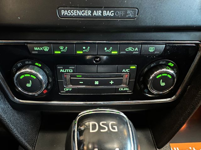 Skoda Superb Combi Exclusive 4x4 *1. Hand*Klima*TÜV*BT