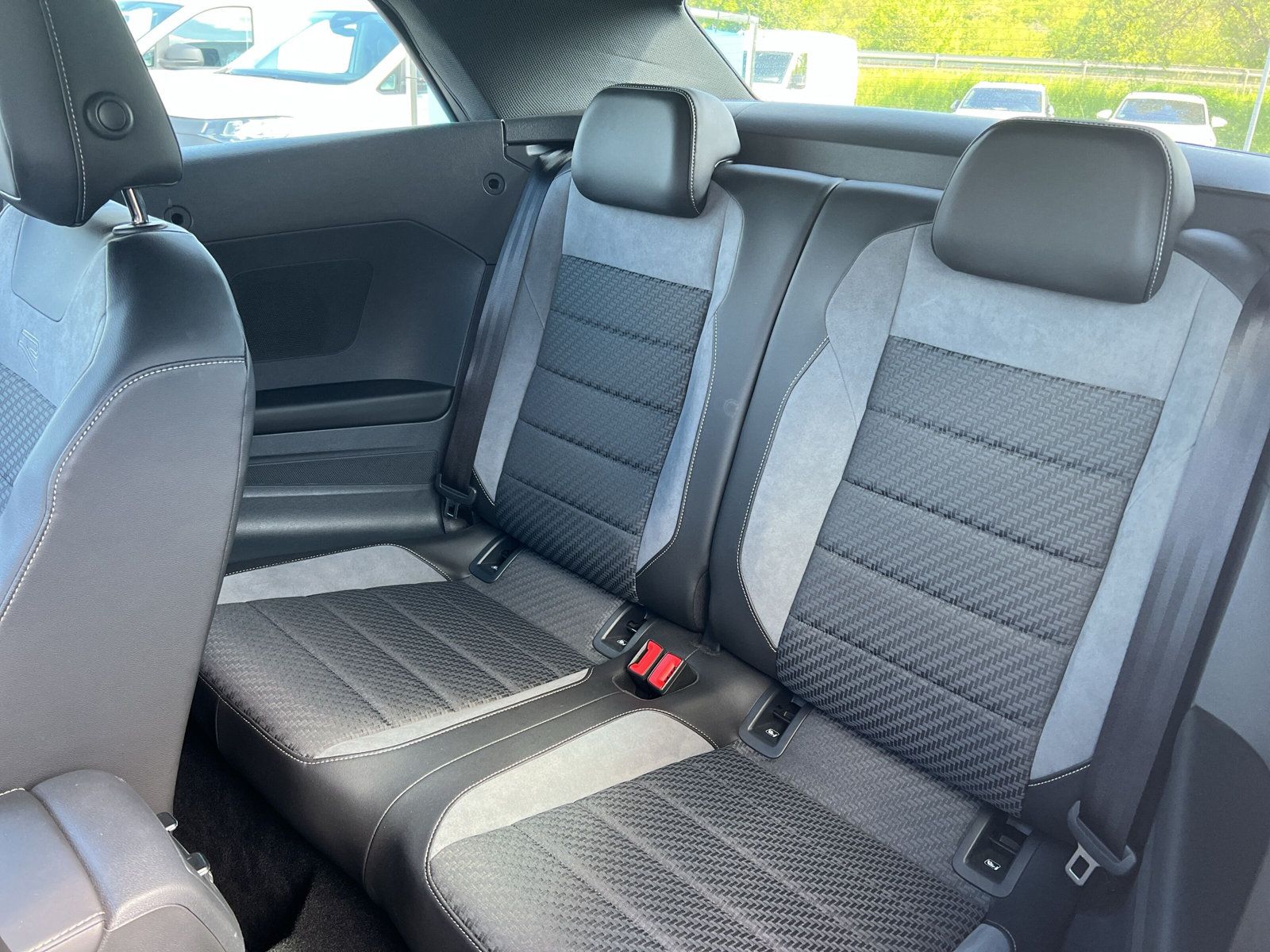 Volkswagen T-Roc - Bild 13