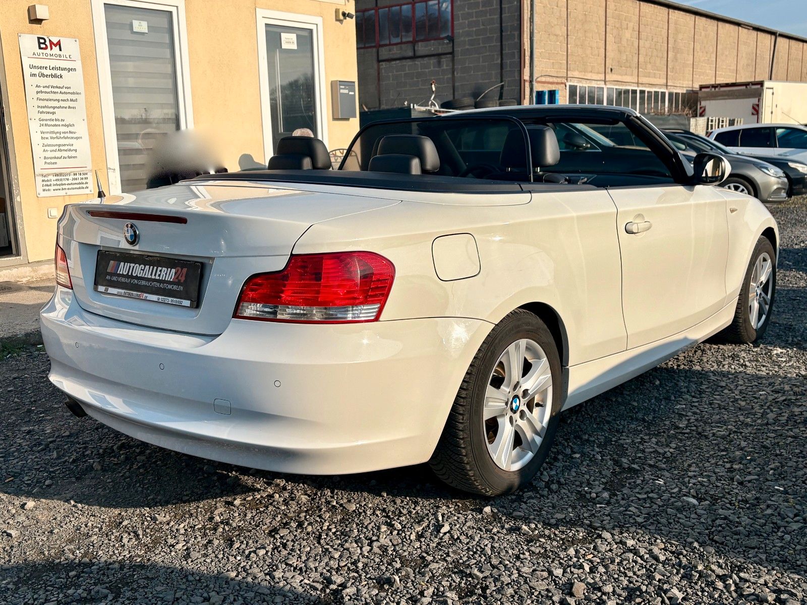 Fahrzeugabbildung BMW 118i Cabrio Leder Klima Tempo SCHECKHEFT SPORTLE